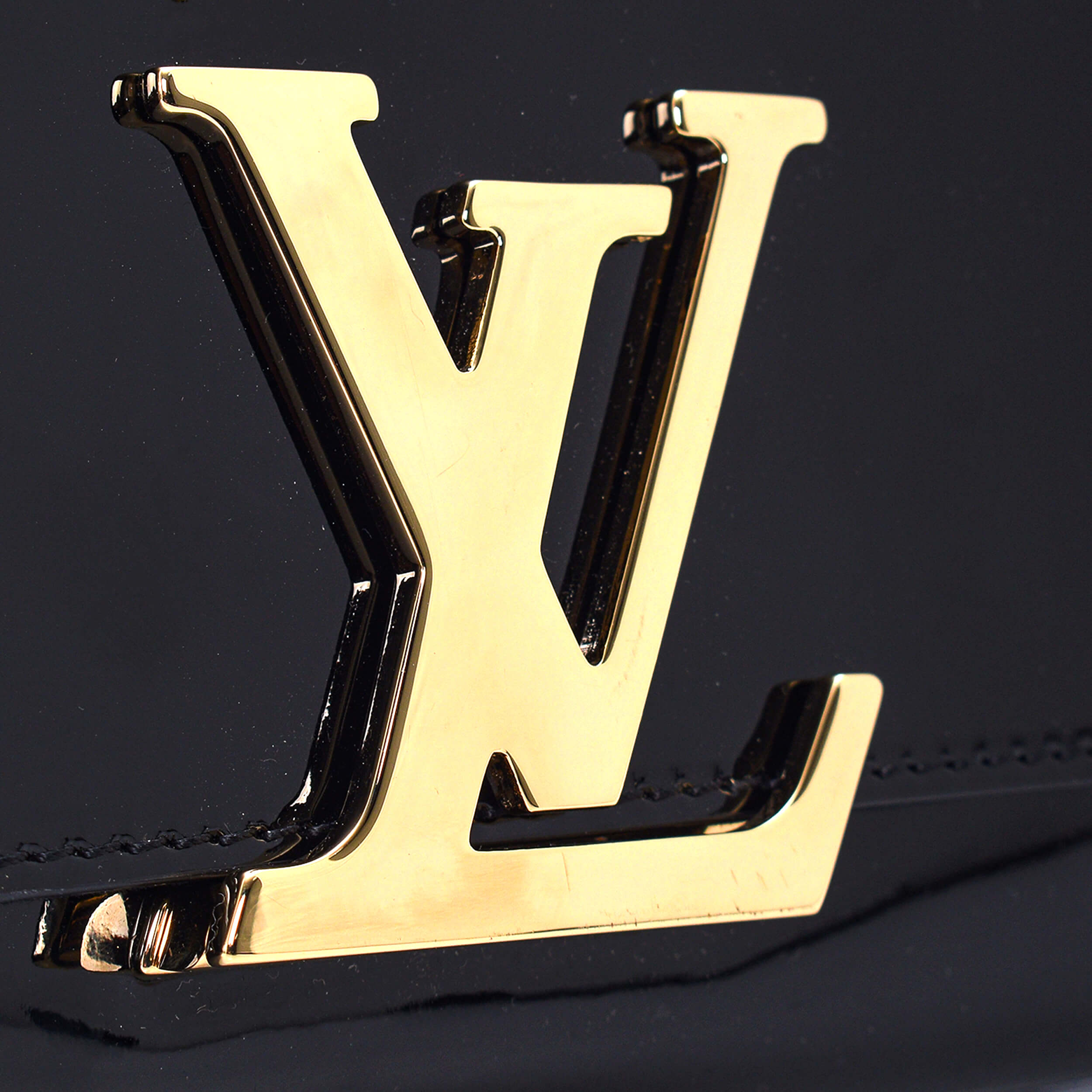 Louis Vuitton - Black Patent Leather Louise Clutch